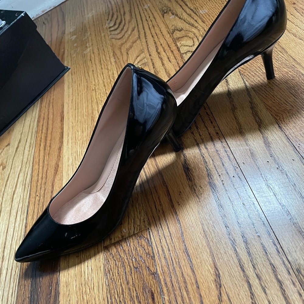 Cold Haan pumps - Picture 2 of 10